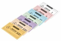 Winning Moves Monopoly Mercedes F1 AMG Petronas 11 Winning Moves Monopoly Mercedes F1 AMG Petronas -Spielwaren-Discounter 23363720 06